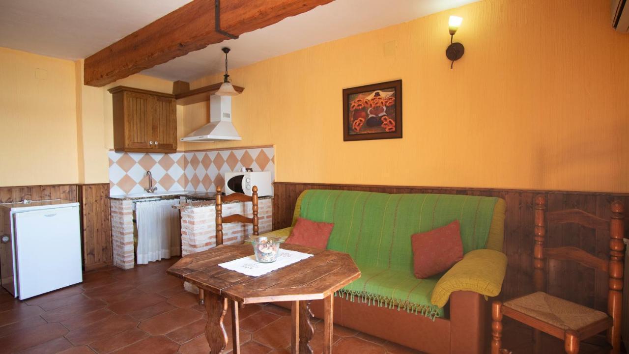 Casa Rural Santa Elena Villafranca de los Caballeros Exterior foto