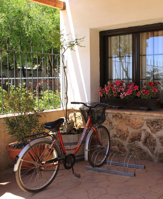 Casa Rural Santa Elena Villafranca de los Caballeros Exterior foto